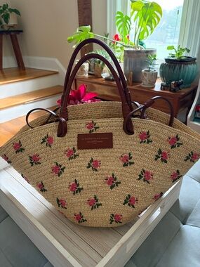 Sézane Justine Basket Bag - Embroidered Pink Flowers Raffia